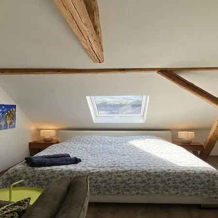 公寓 Chic Flat In Between Vineyards *