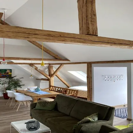 Chic Flat In Between Vineyards *