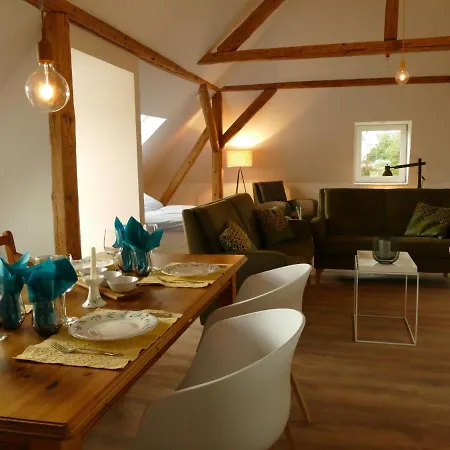 公寓 Chic Flat In Between Vineyards 特里特海姆