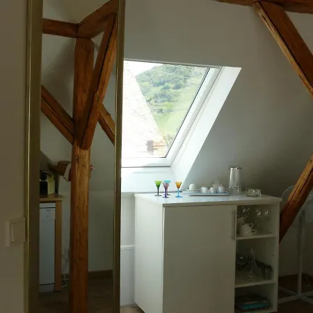 Chic Flat In Between Vineyards