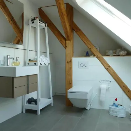 公寓 Chic Flat In Between Vineyards 特里特海姆